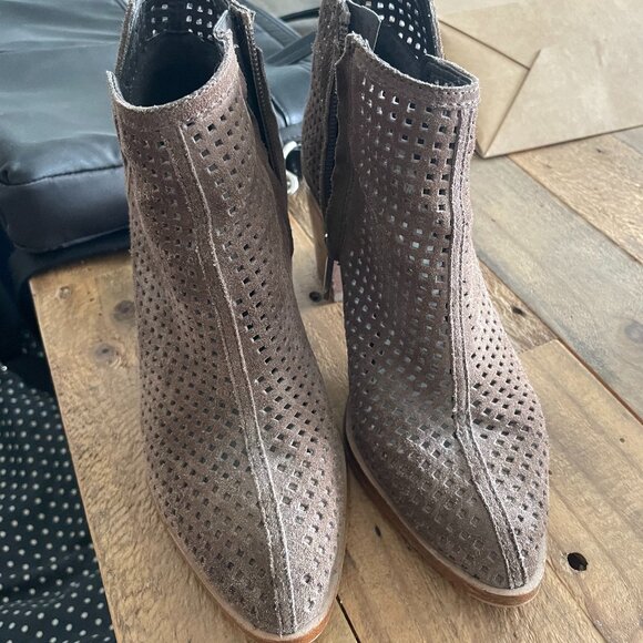 1.State Suede Booties - Picture 1 of 2